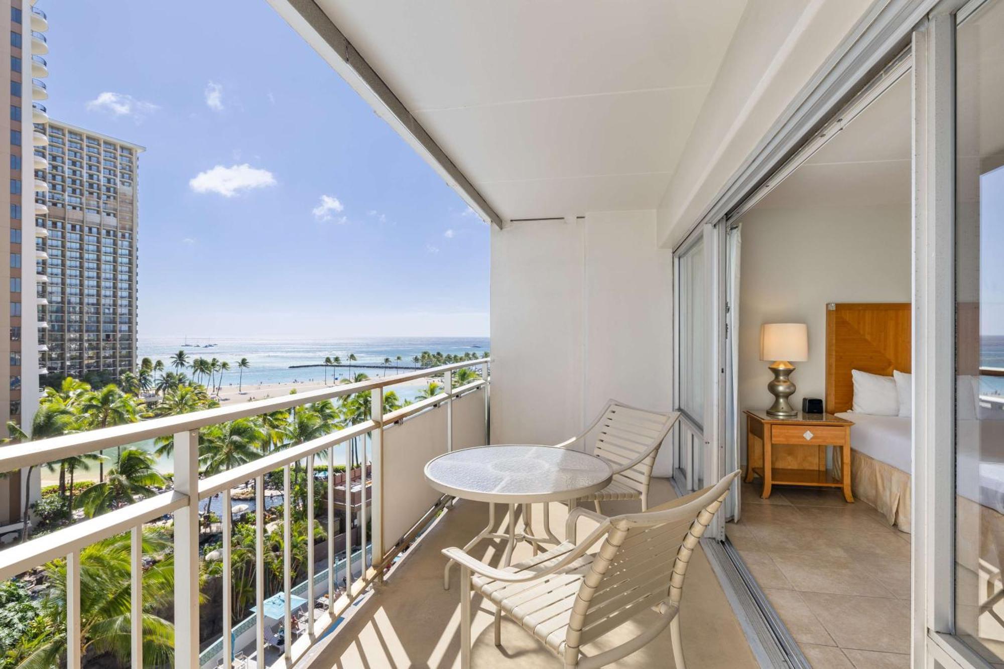 Ilikai Lite Apartahotel